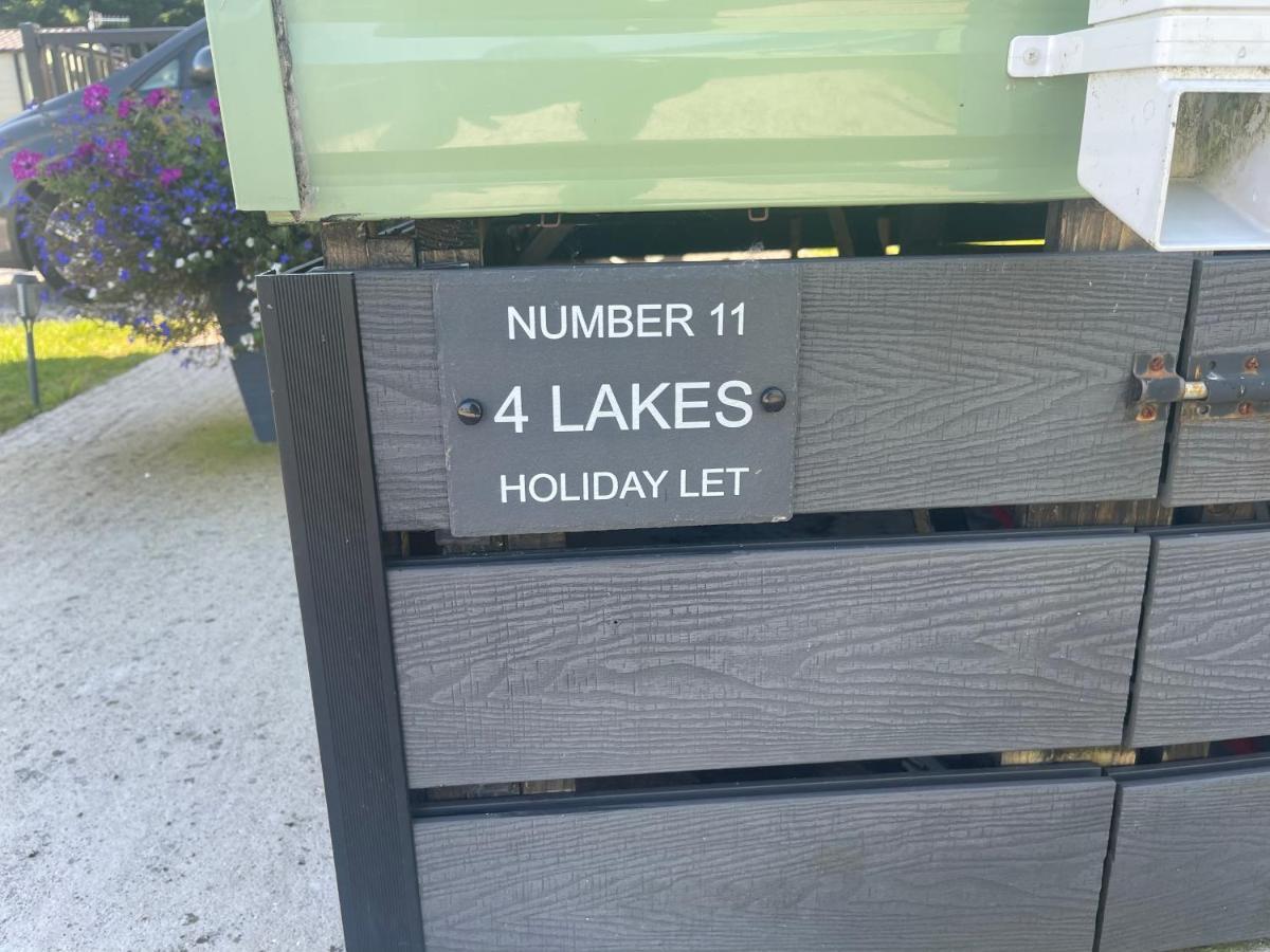 칸포스 4 Lakes Holiday Let 빌라 외부 사진